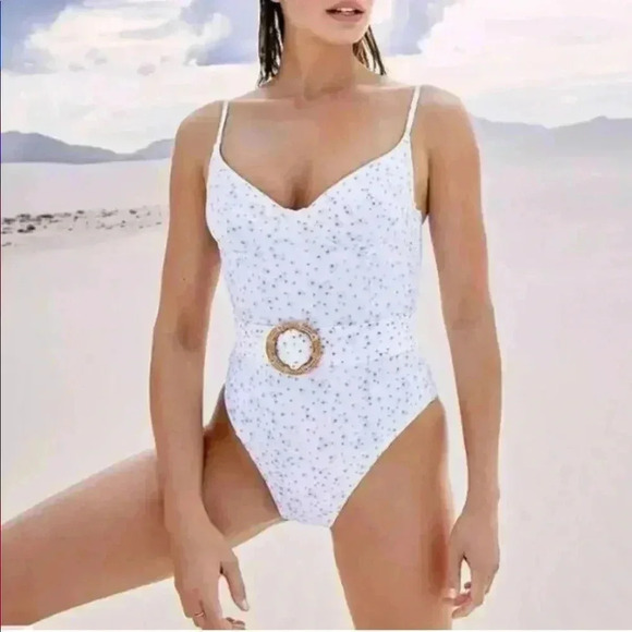 New We Wore What Swimsuit Baby’s Breath $225 - Picture 7 of 7